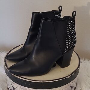 Black Bonded Leather Stacked Heel Ankel Booties